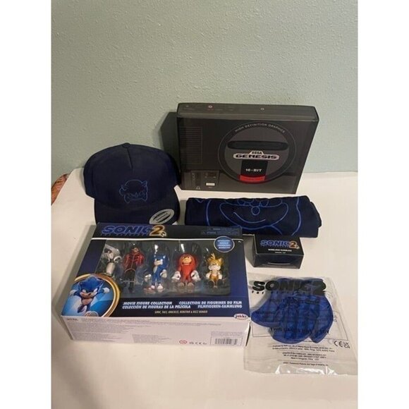 Sonic The Hedgehog 2 Package HAT, SOCKS, SHIRT, EARBUDS, FIGURES NEW RARE - Picture 1 of 12